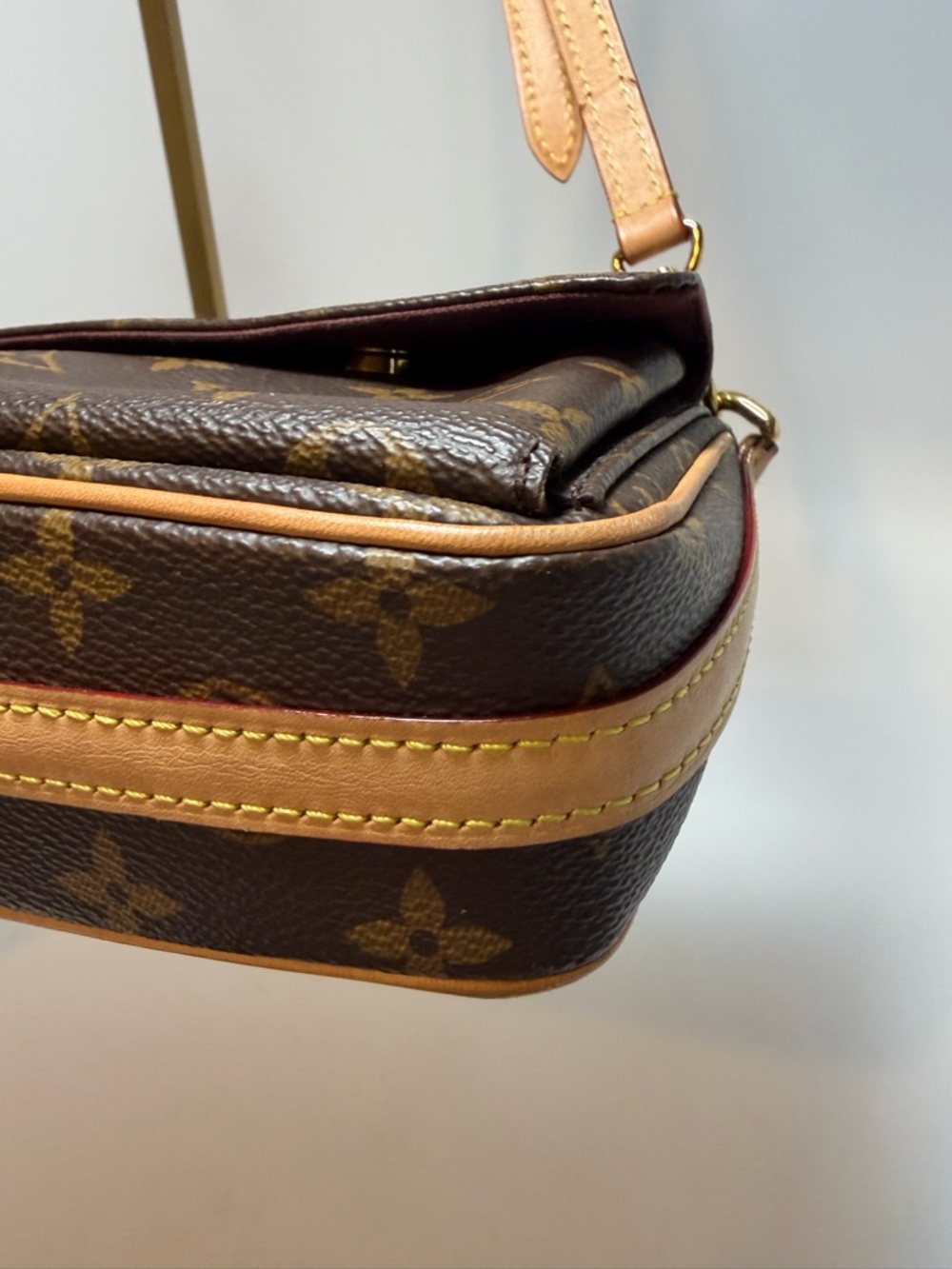 SOLD Louis Vuitton Vivacité Monogram Crossbody 2024 w/COA - Picture 14 of 16
